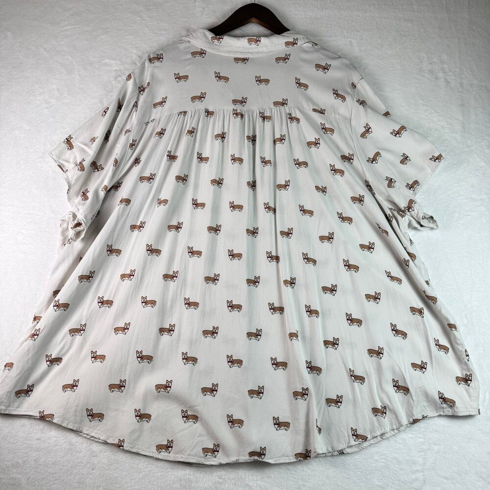 Torrid Corgi Dog Print Button Front Blouse Womens Size 5 Plus Size Dog MomTop - Picture 3 of 11